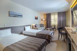 corvin-hotel-budapest-corvin-wing-triple-rooms-2.jpg